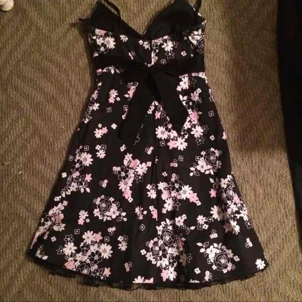 Ruby Rox size 3 sundress pink black floral - Picture 2 of 4